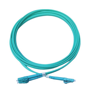 PATCH CORD DE FIBRA LC/UPC-LC/UPC MULTIMODO DUPLEX 3MTS PVC JACKET 3.0MM OM3